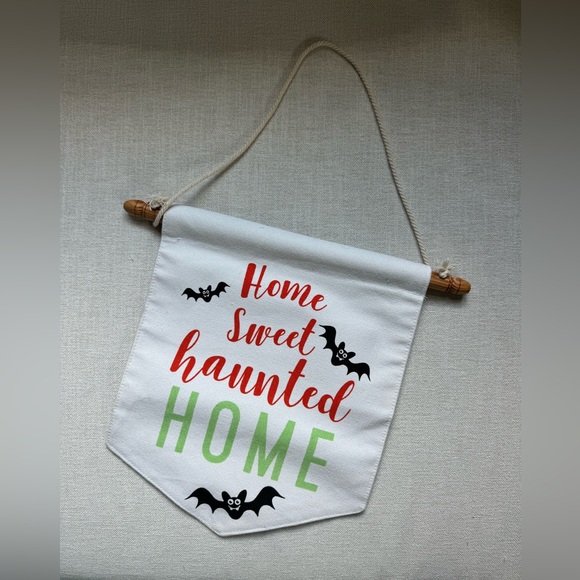 Paper Source Halloween Home Sweet Haunted Home Canvas Sign - Picture 1 of 5